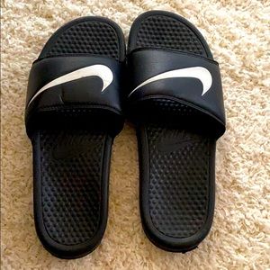 Nike slides